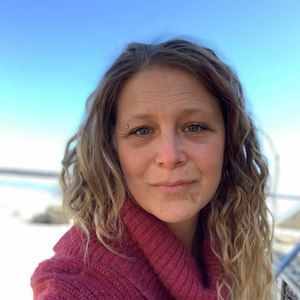 Meet your Posher, Caroline